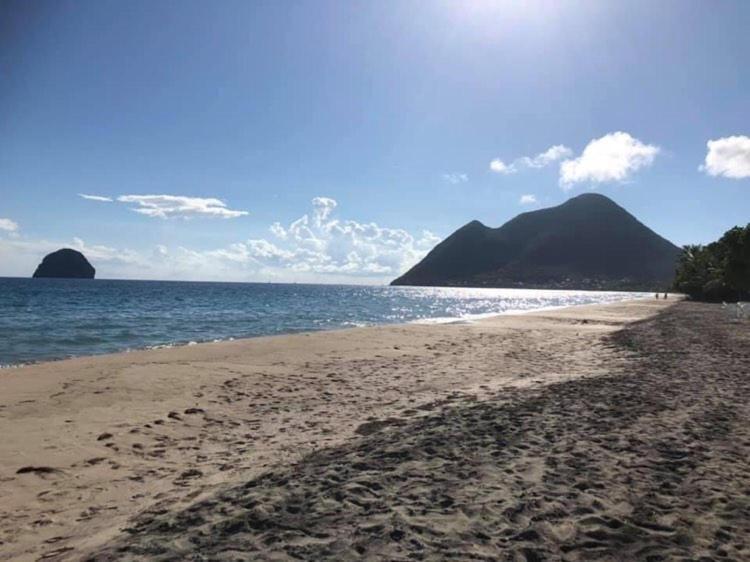 ル・ディアマンKaz Madinina Mabouyaアパートメント エクステリア 写真